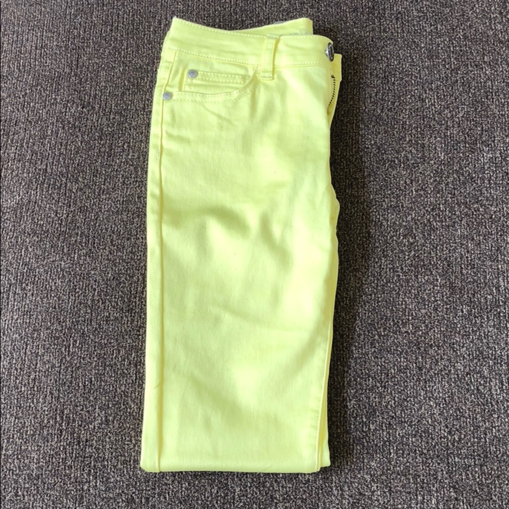 Celebrity Pink Girls (yellow) jeans.